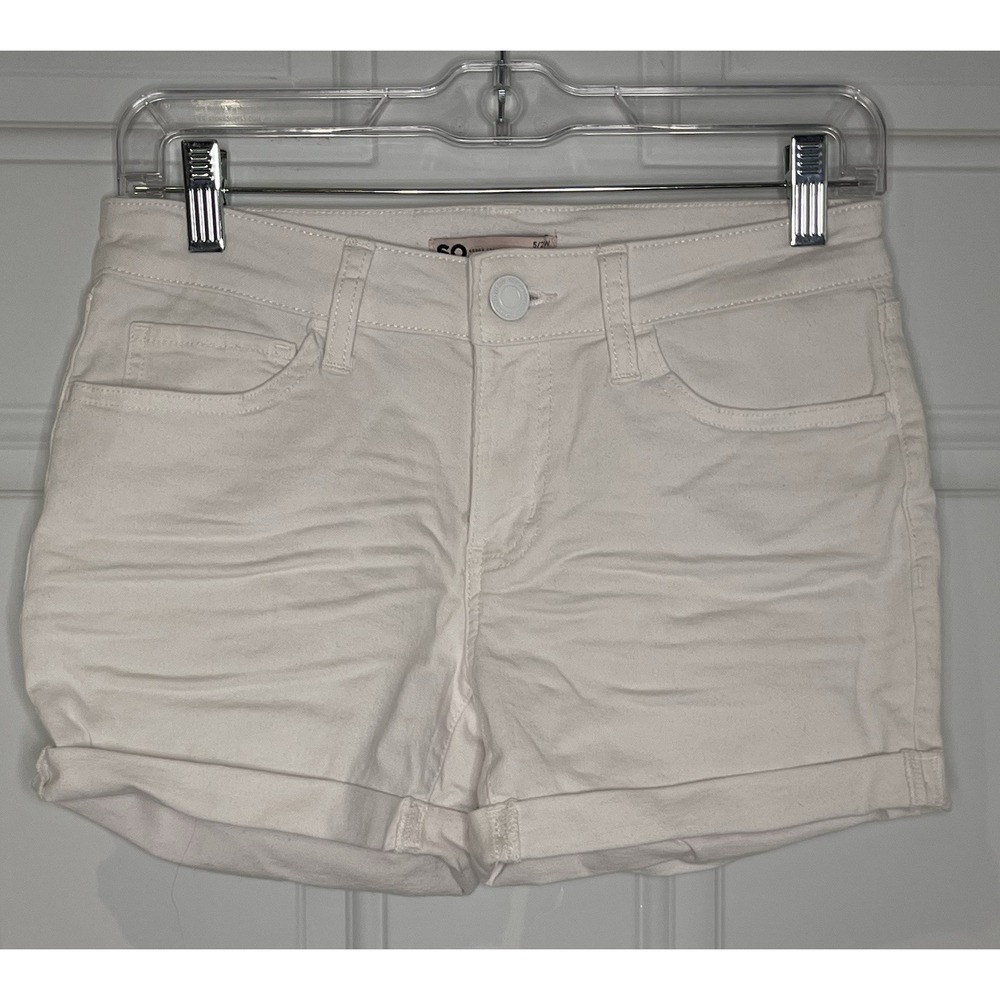 So Women's Juniors Size 5 White Low Rise Midi Shorts Pockets Stretch Classic